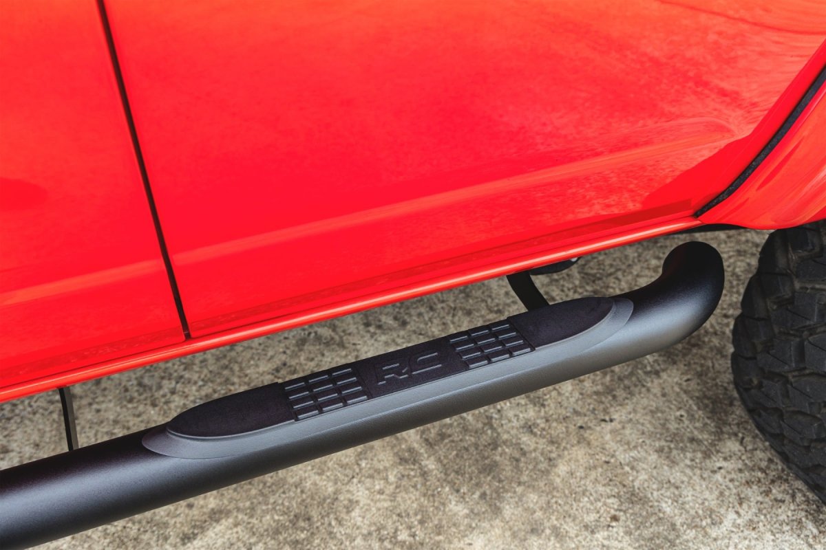 Ford Bronco Nerf Steps - 4-Door - Rough Country - 3-Inch Tube - '21-'26